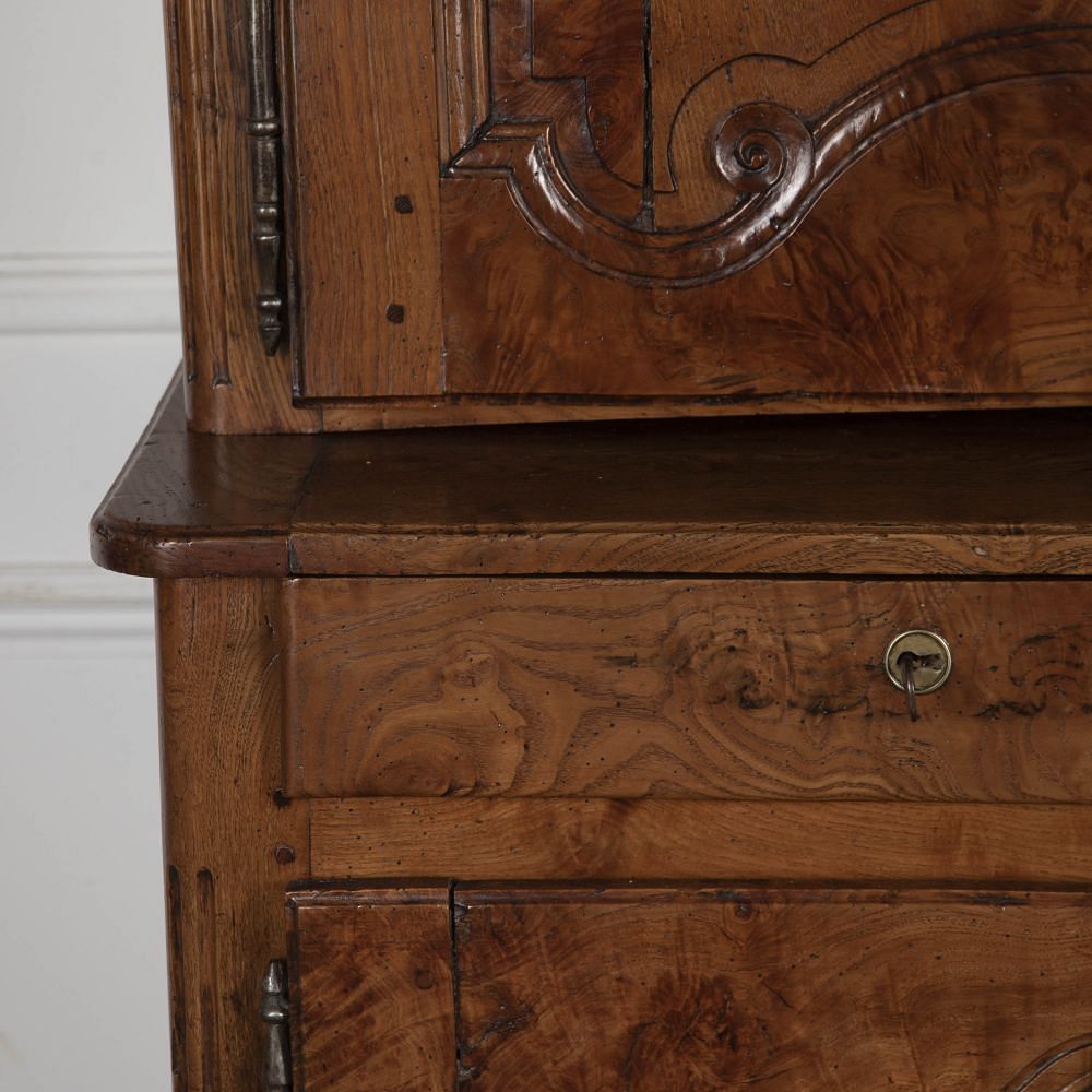 19th Century Buffet Deux Corps CU5225369