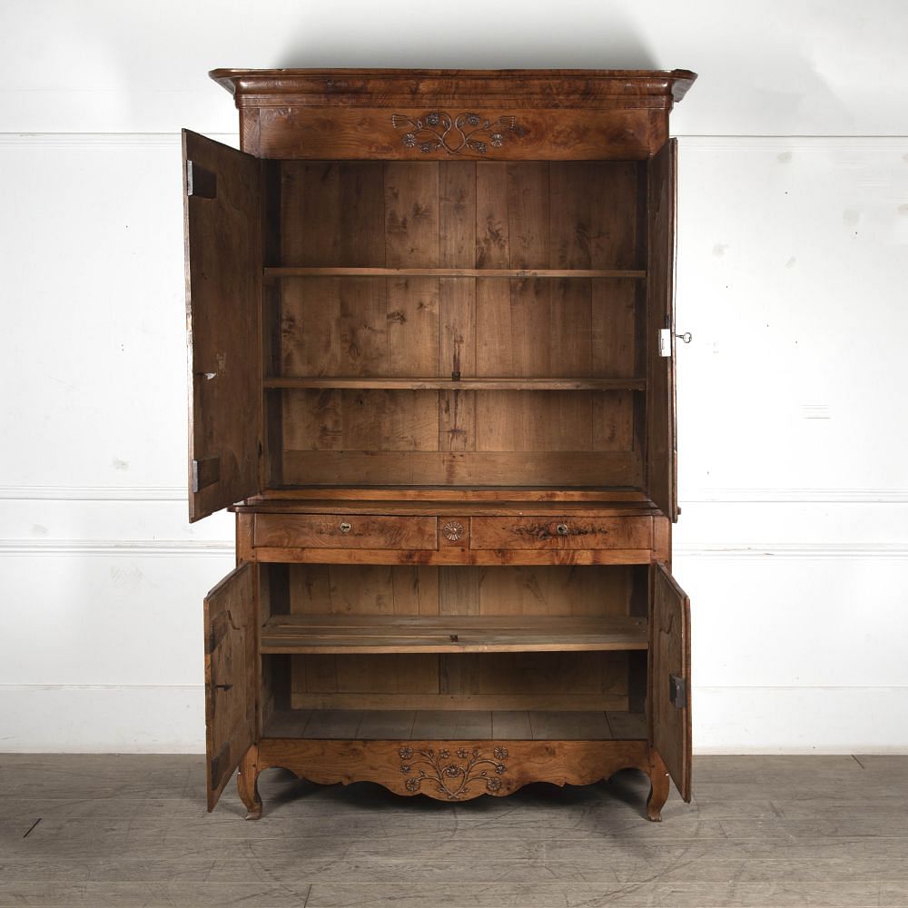 19th Century Buffet Deux Corps CU5225369