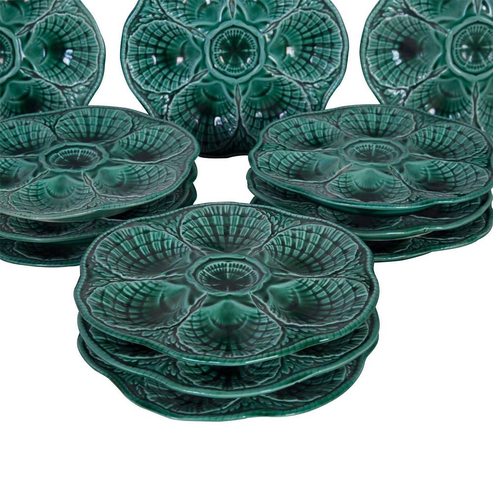 Set of Twelve 20th Century French Oyster Plates DA0155566