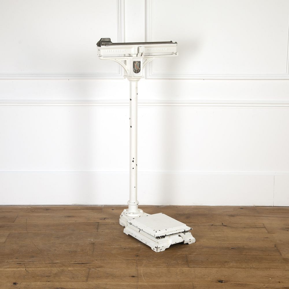 SALE: Set of 20th Century Weighing Scales DA0316824