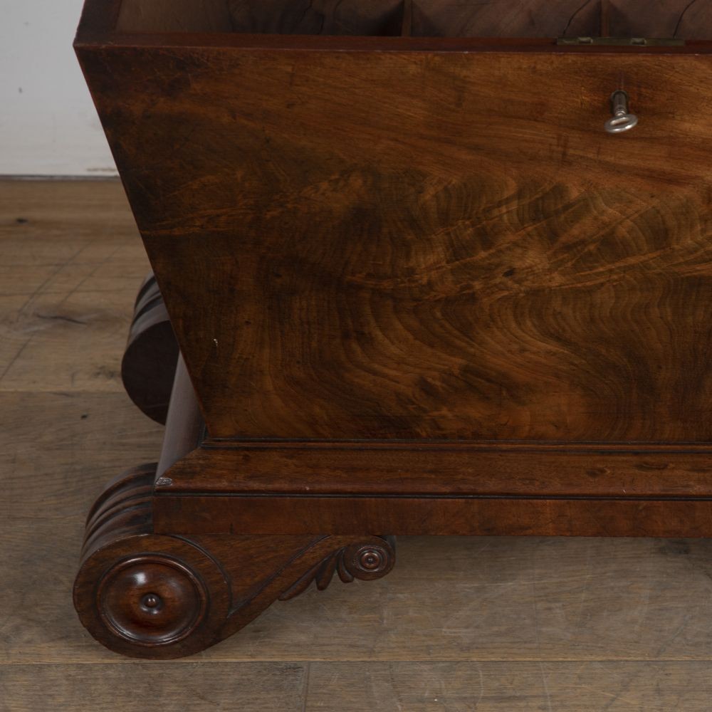 SALE: Regency Mahogany Wine Cooler DA0323752