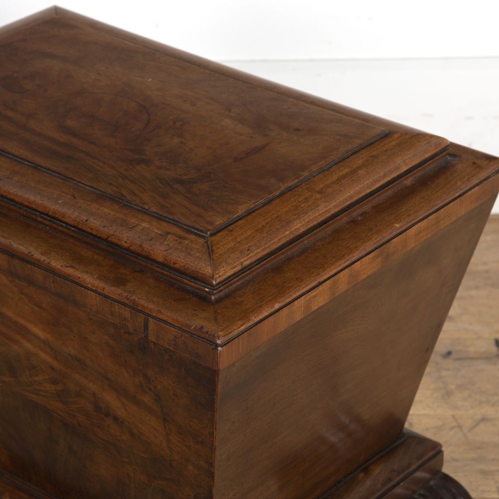 SALE: Regency Mahogany Wine Cooler DA0323752