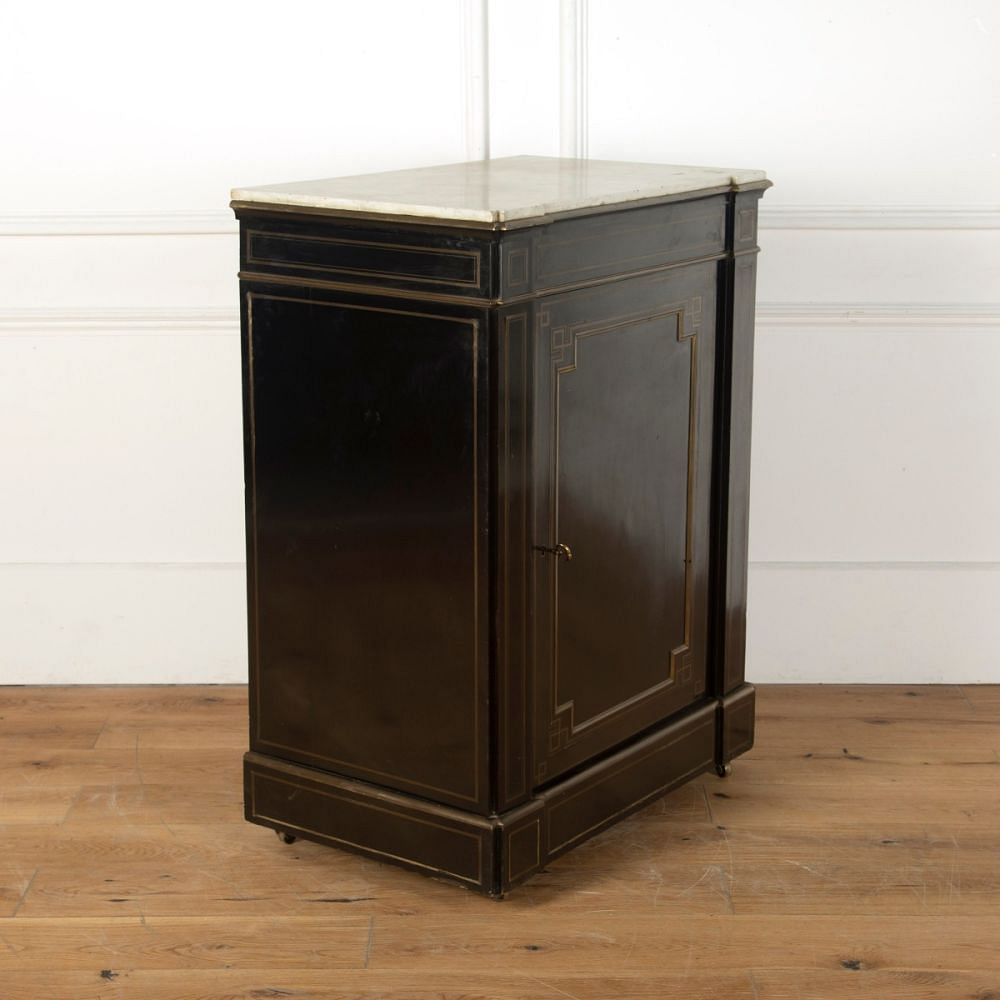 Ebonised Pedestal Cabinet DA3611012