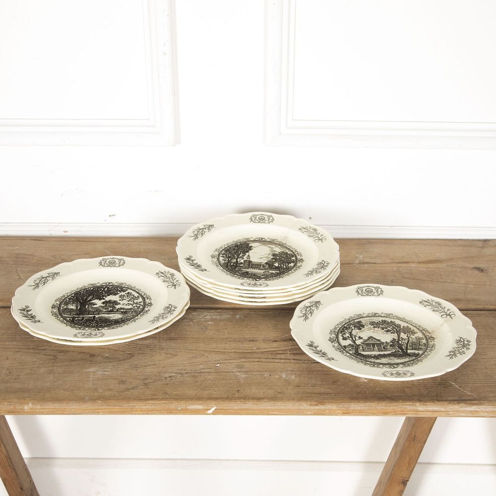 SALE: Set of Eight 19th Century Wedgwood Porcelain Dinner Plates DA3713115