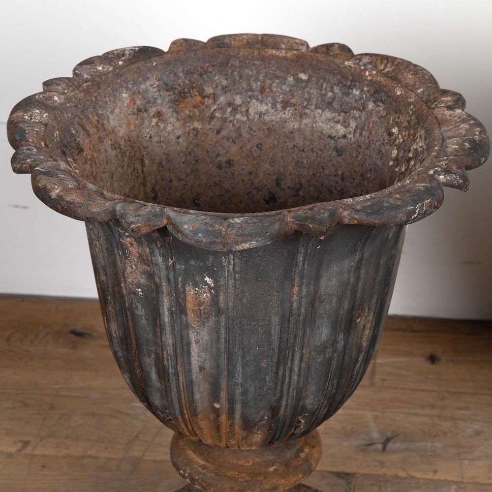 Pair of 19th Century Cast Iron Garden Urns DA8227299