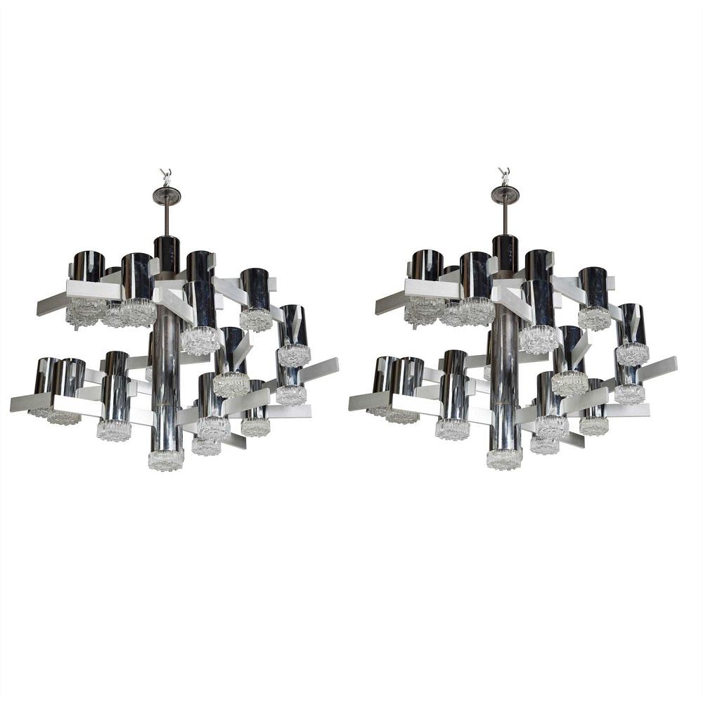 Pair of Sciolari Chandeliers LC0112172