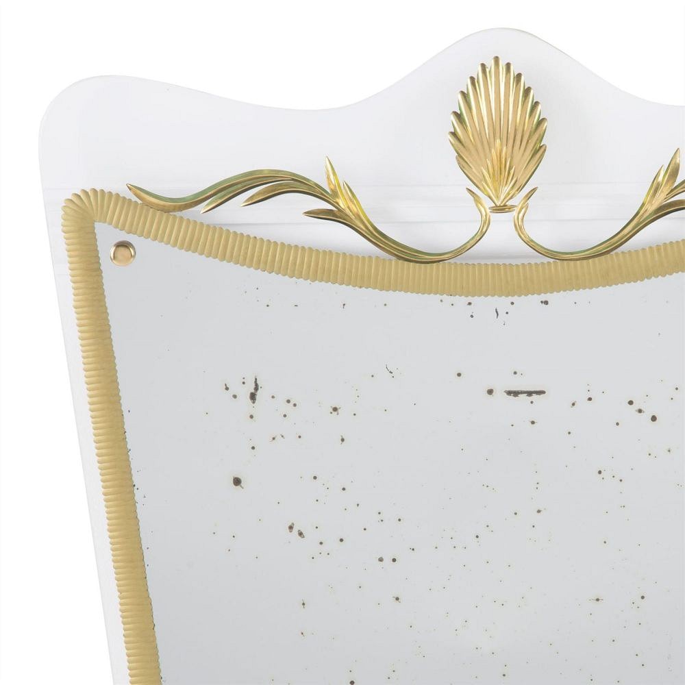 20th Century Italian Shield Shaped Wall Mirror MI3054626