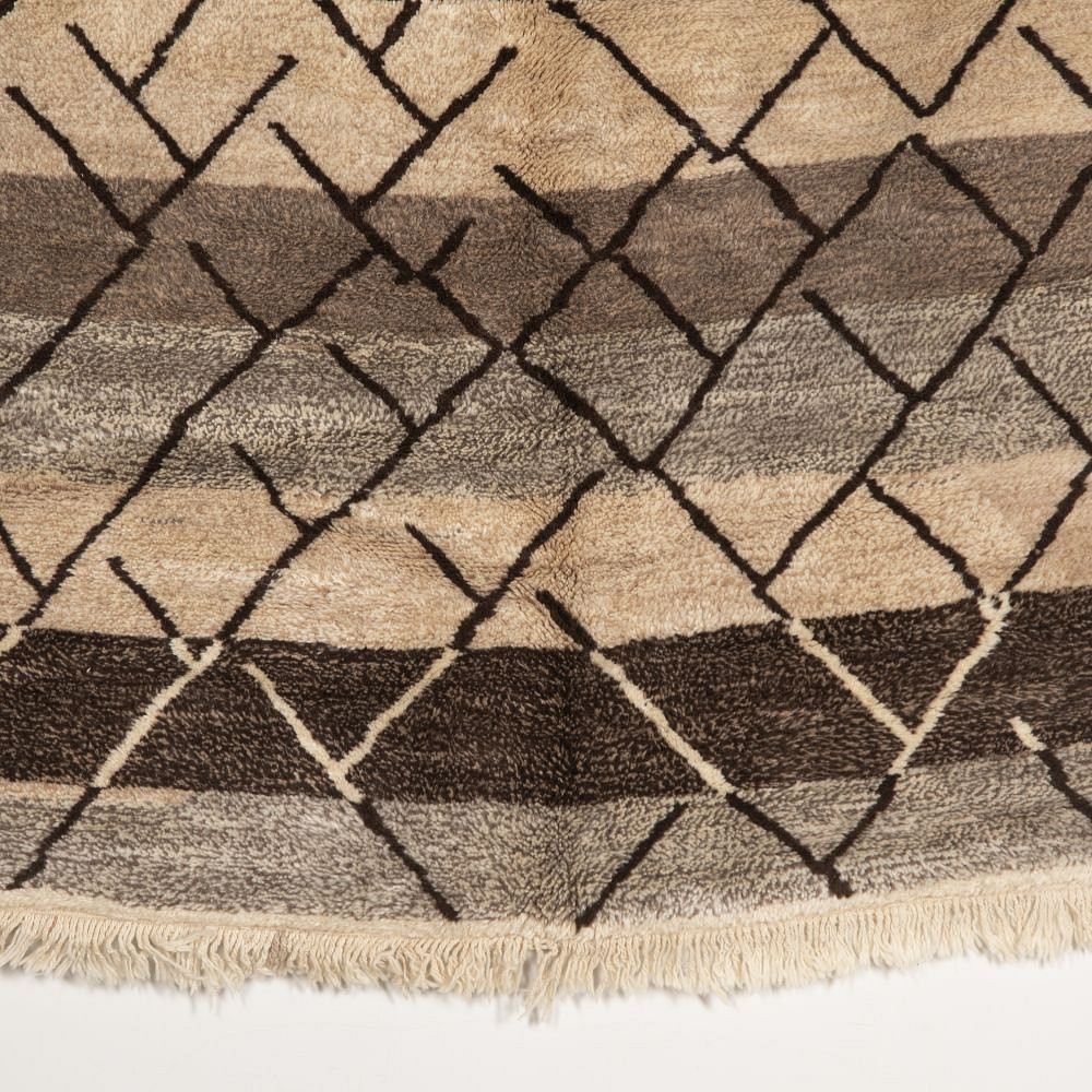 Contemporary Moroccan Berber Style Rug RT4927801