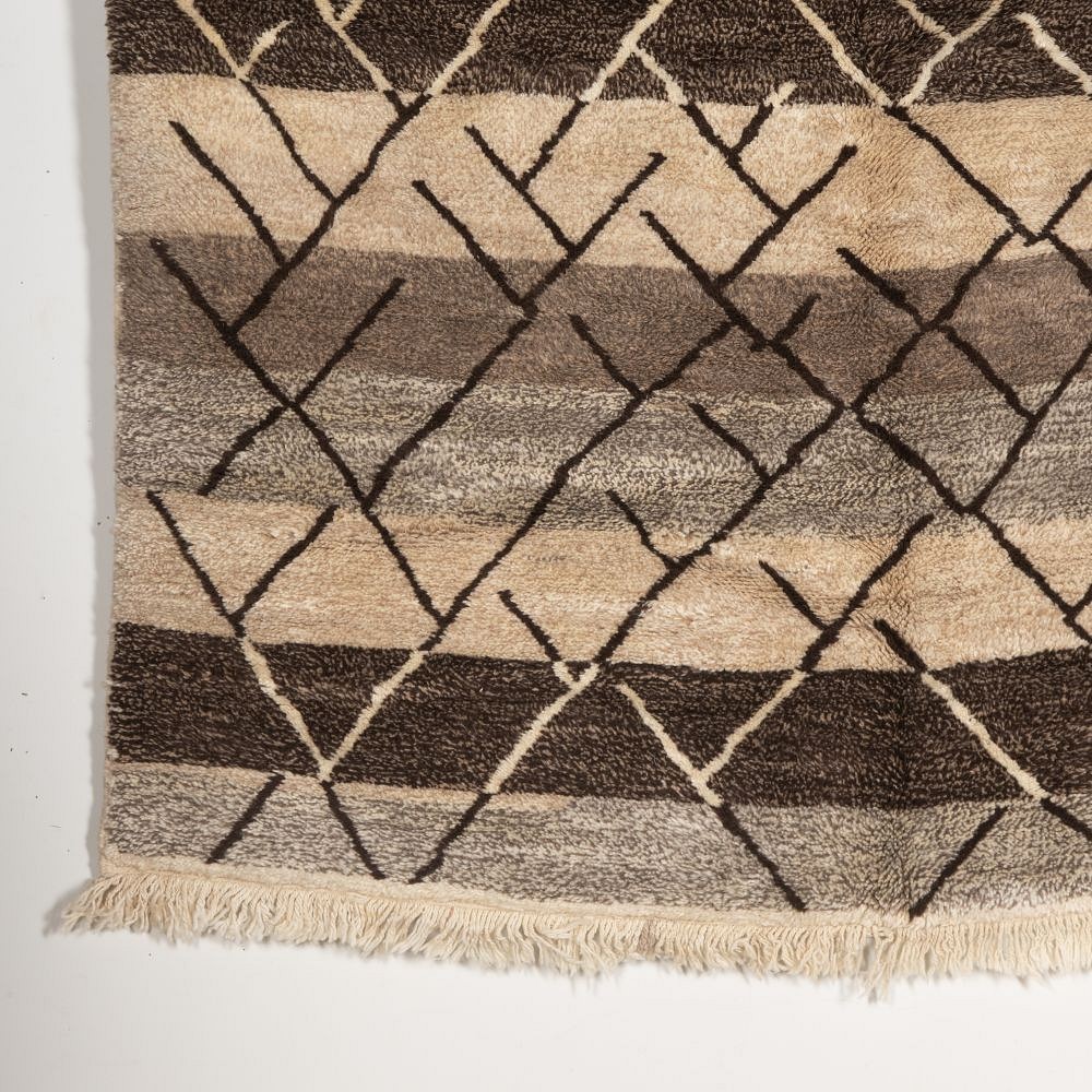 Contemporary Moroccan Berber Style Rug RT4927801