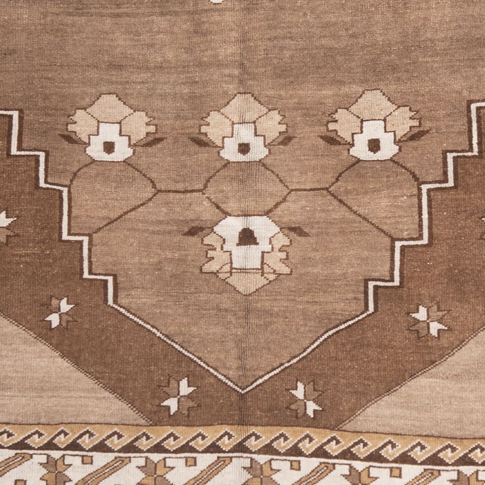 20th Century Anatolian Carpet RT4927802