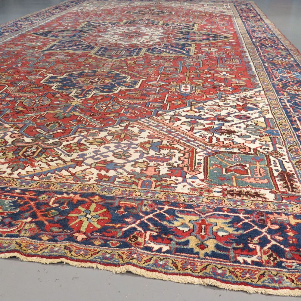 Large Early 20th Century Heriz Carpet RT4933444