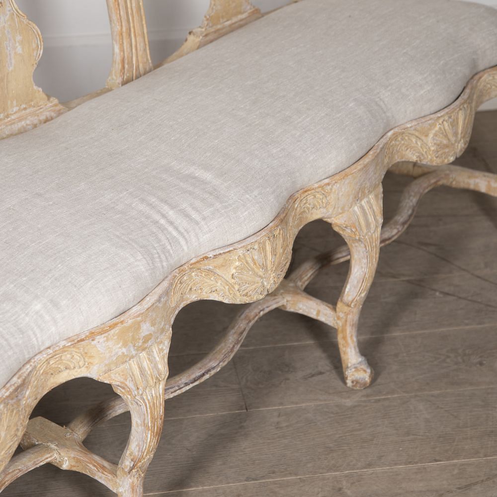 Period 18th Century Rococo Sofa SB6023929