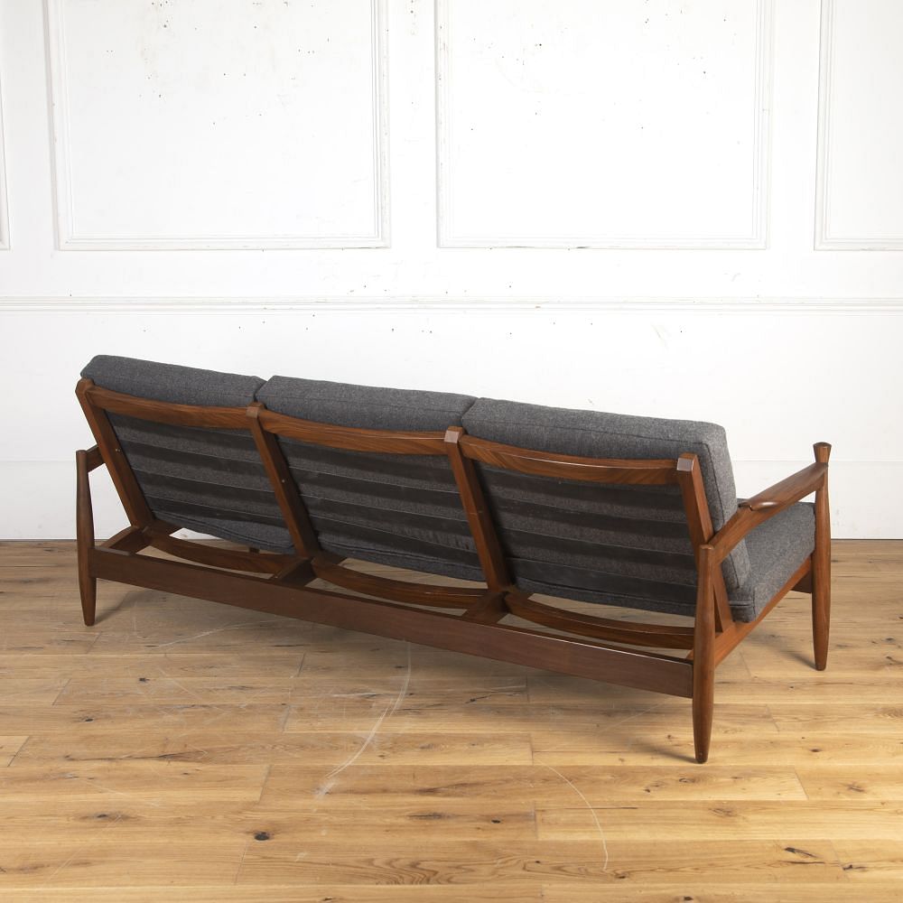 Mid Century Sofa by Guy Read SB7316278