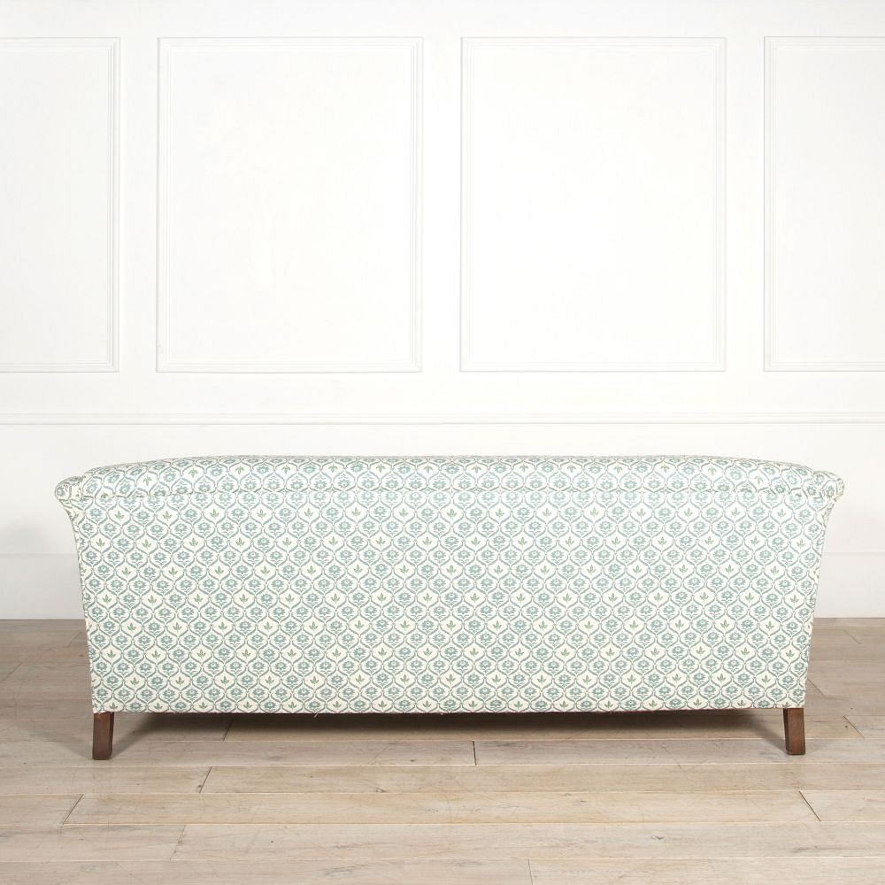The Elmstead Sofa - Made to Order SB958749