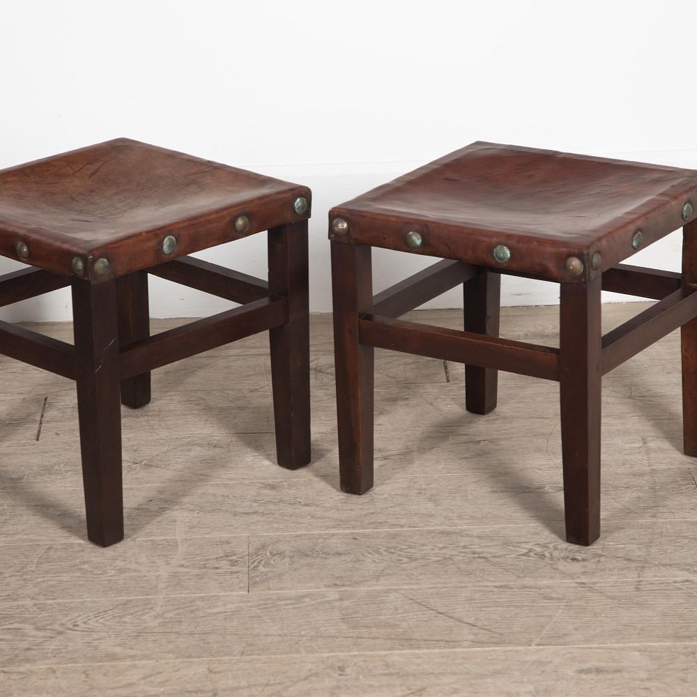 Set of Four 20th Century Spanish Leather Stools ST1529954