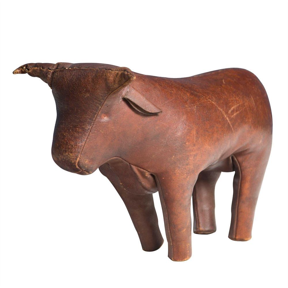 Bull Shaped Stool ST5556061