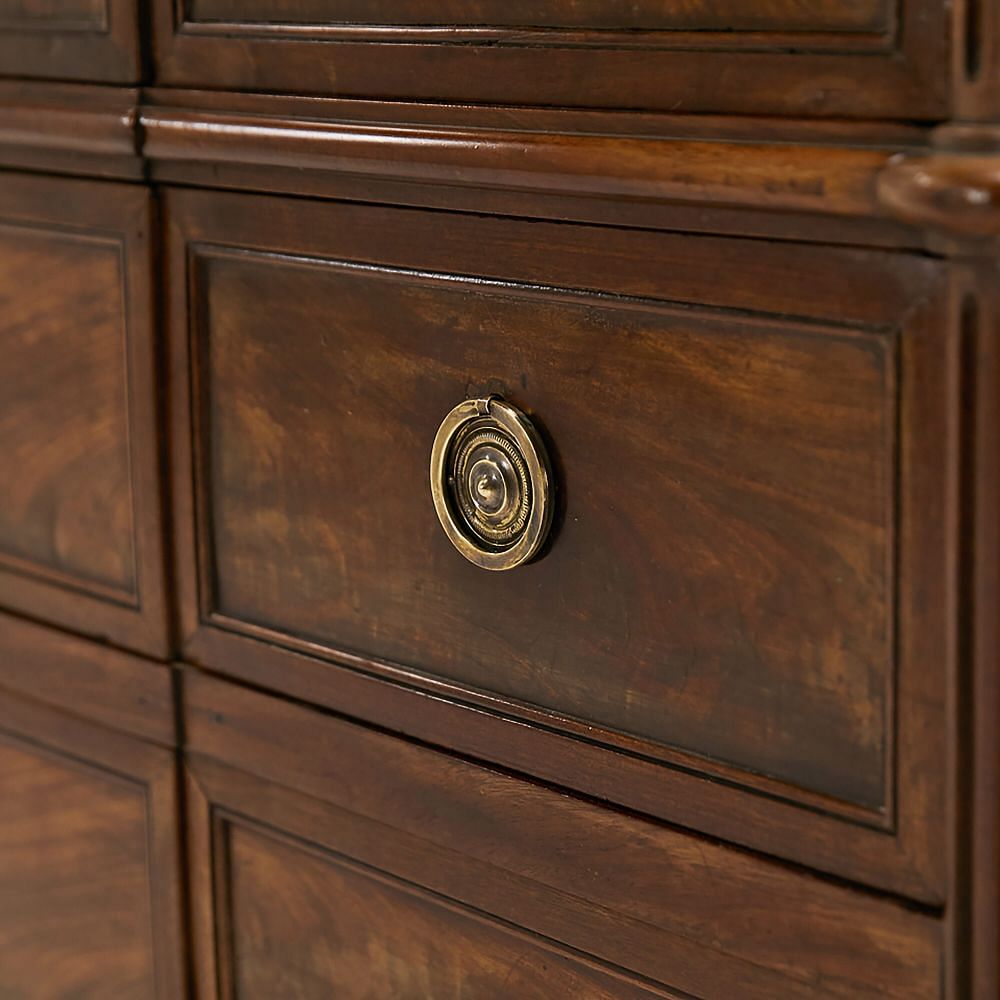 Early 19th Century French Mahogany Commode CC068918
