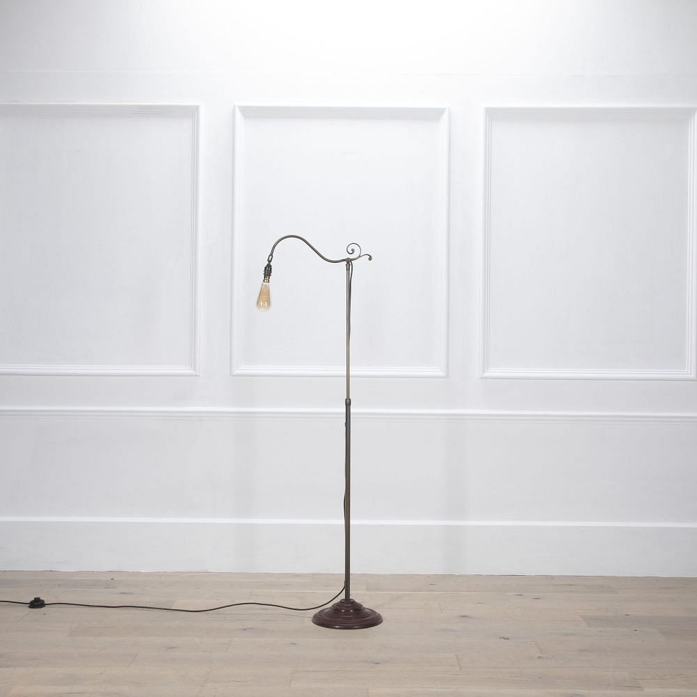 Early 20th Century English Brass Floor Lamp LL4433615