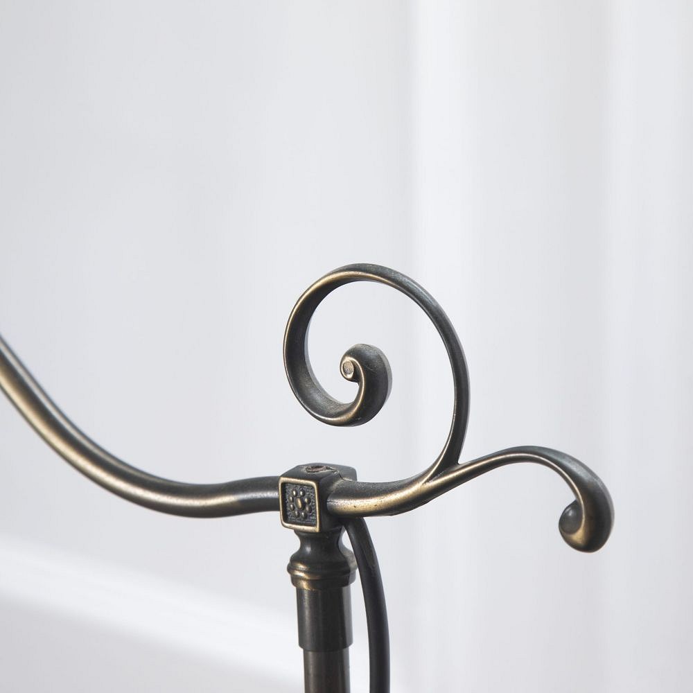 Early 20th Century English Brass Floor Lamp LL4433615