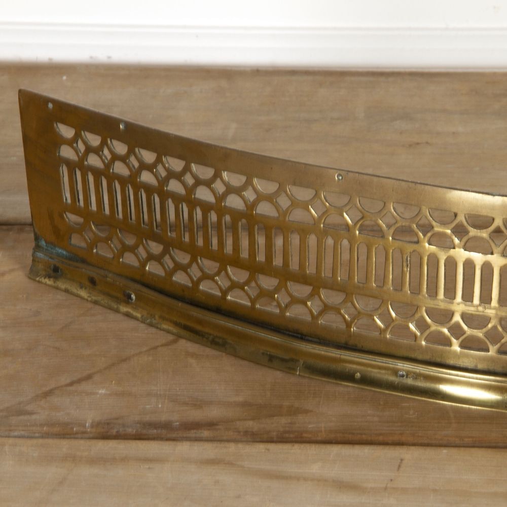 English George III Brass Fire Fender DA3718099