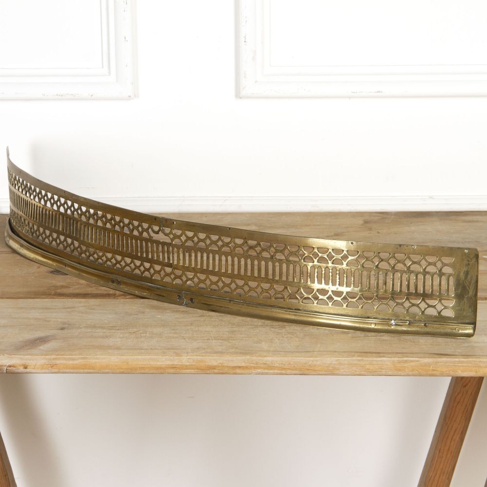 English George III Brass Fire Fender DA3718099