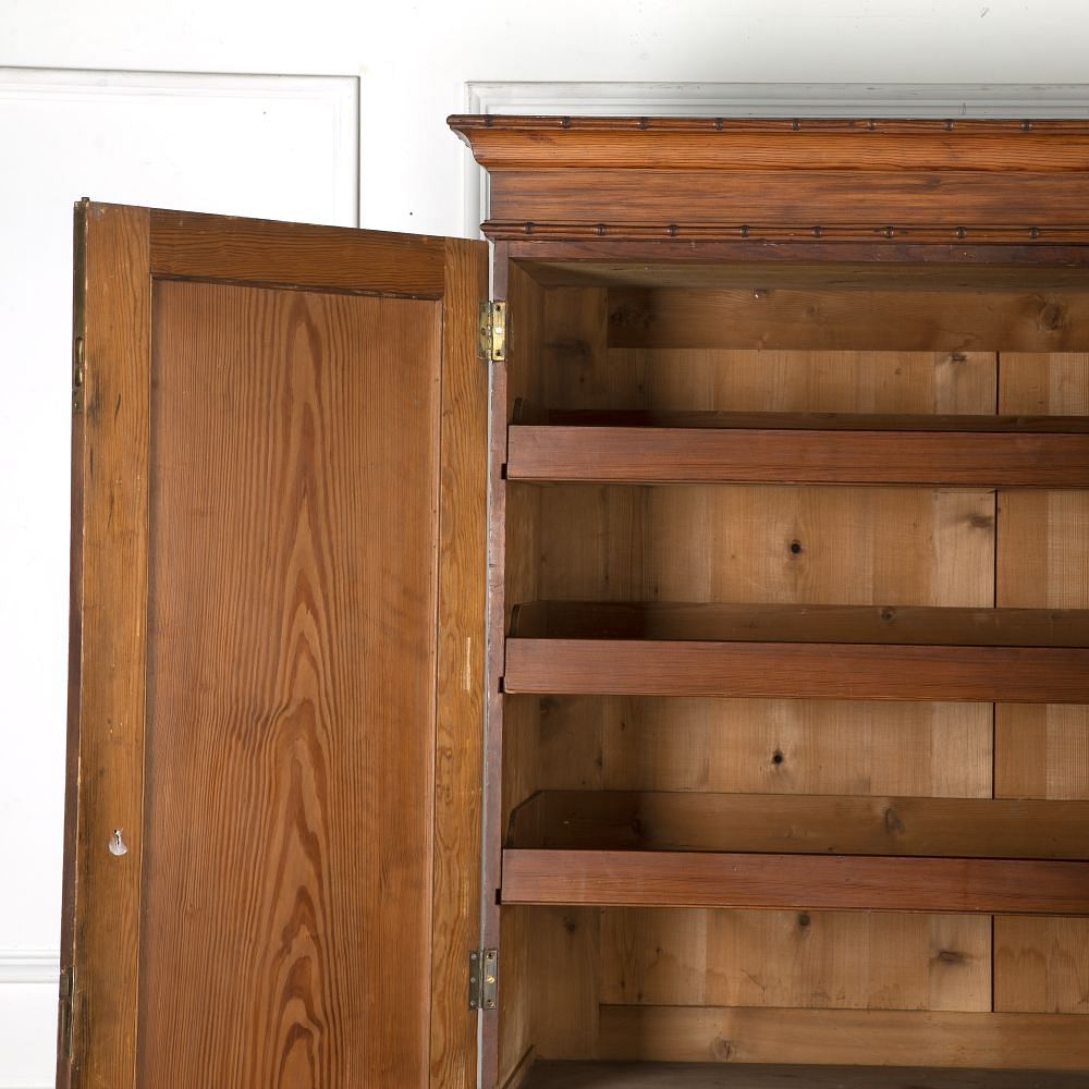 Gentleman’s Compactum Wardrobe by Howard & Sons CU4315674