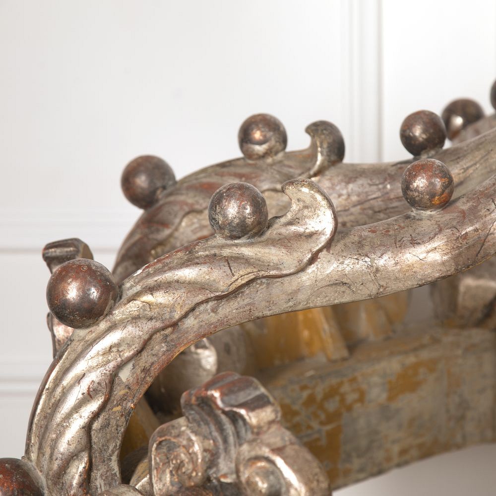 Italian 19th Century Carved Crown DA6016976