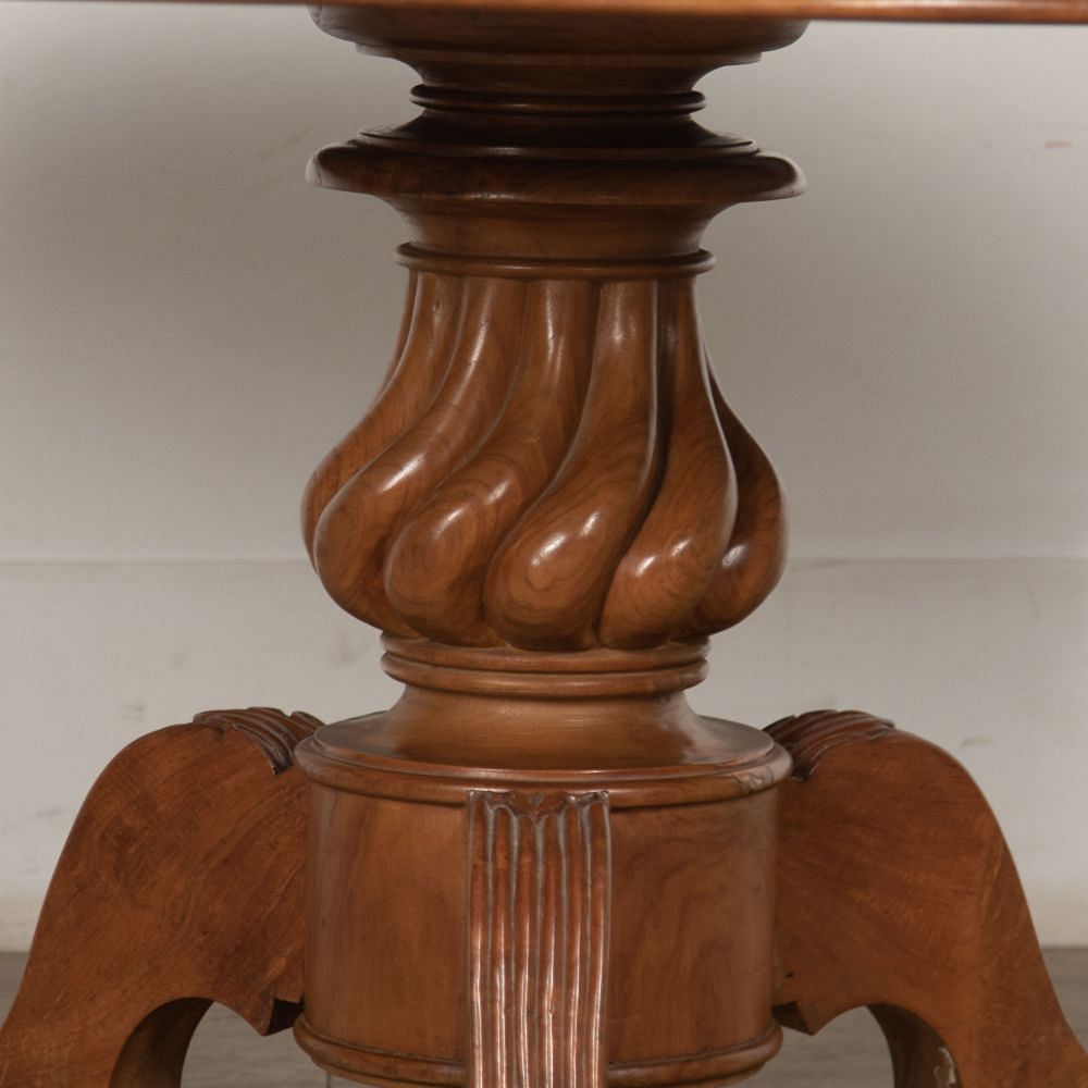 Large 20th Century Round Marble Top Table TD5227222