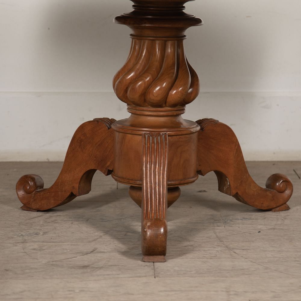 Large 20th Century Round Marble Top Table TD5227222