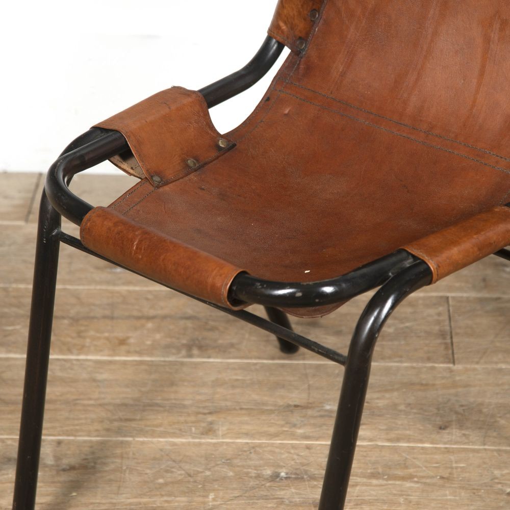 Mid Century Leather Chairs CH3753611