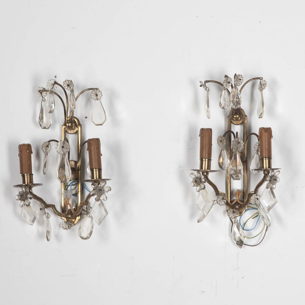 Pair of 20th Century Crystal Glass Luster Pendant Lights LC8032431