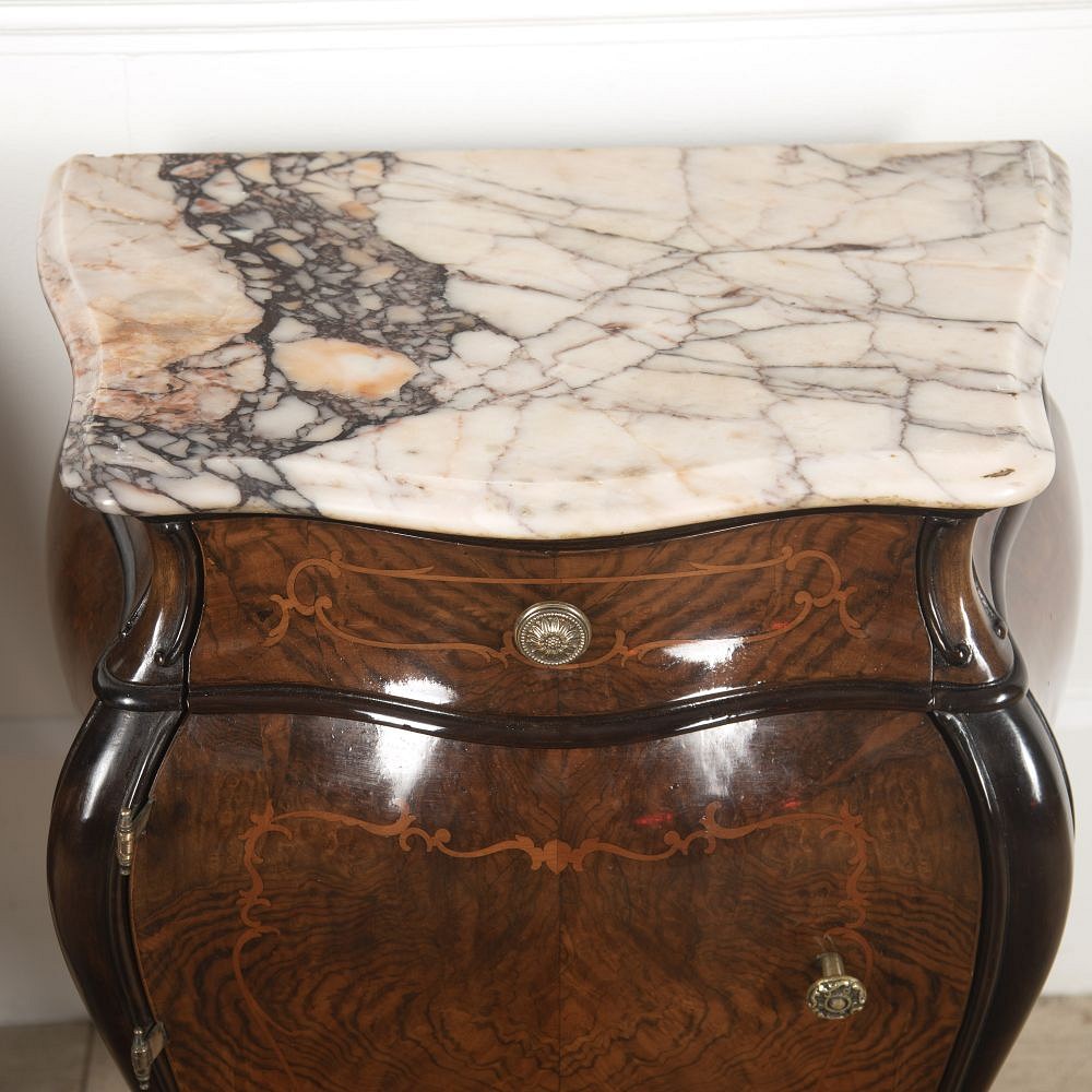 Pair of Italian Bombay Walnut Nightstands BD5216638