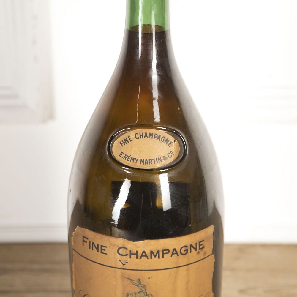 Remy Martin Champagne Advertising Bottle DA9019030