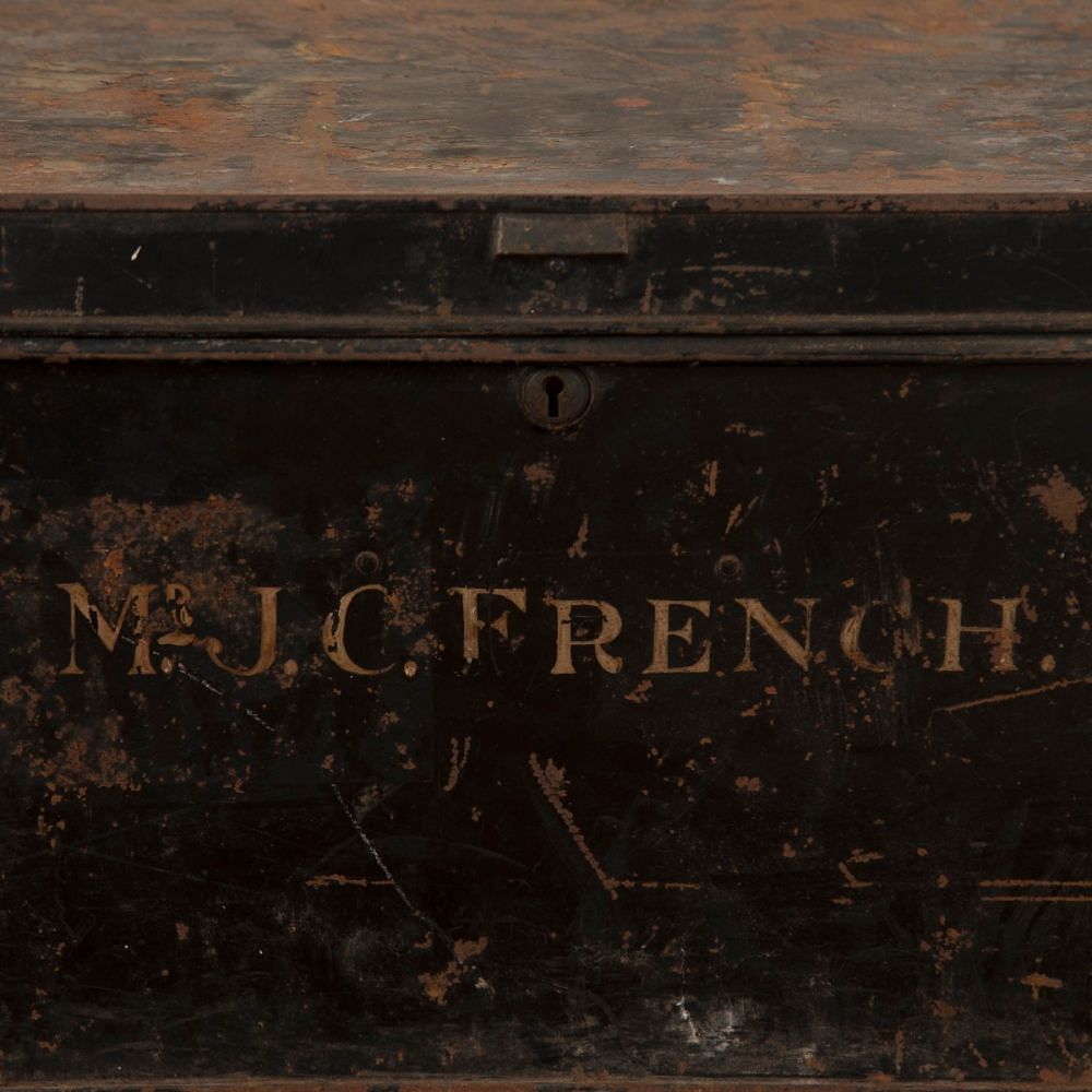 Small Tin Deed Box DA9011166