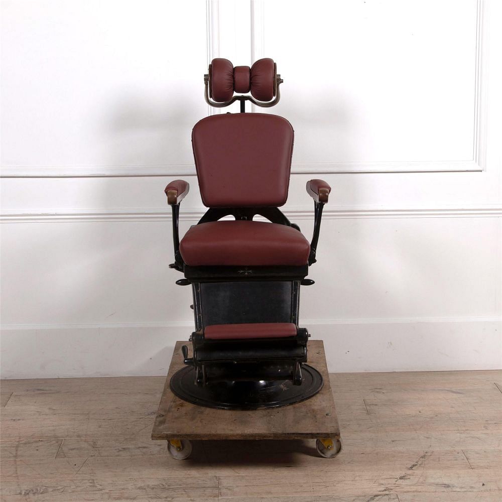 Early 20th Century Dentist Chair CH2562145