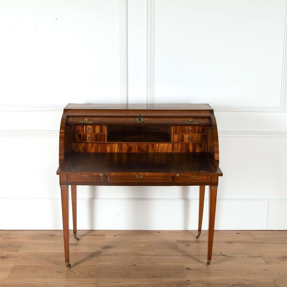 Veneered and Ormolu Cylinder Bureau DB4361625