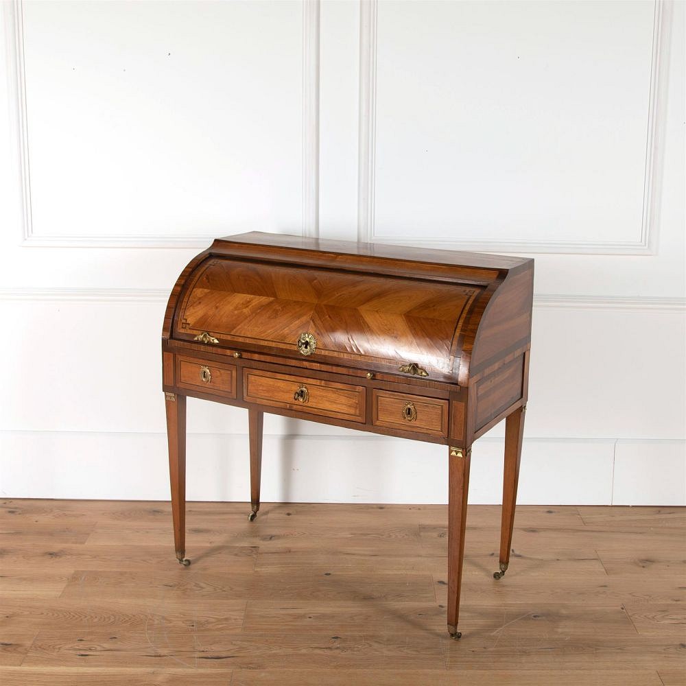 Veneered and Ormolu Cylinder Bureau DB4361625