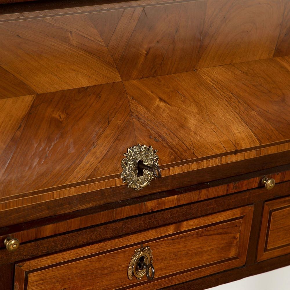 Veneered and Ormolu Cylinder Bureau DB4361625