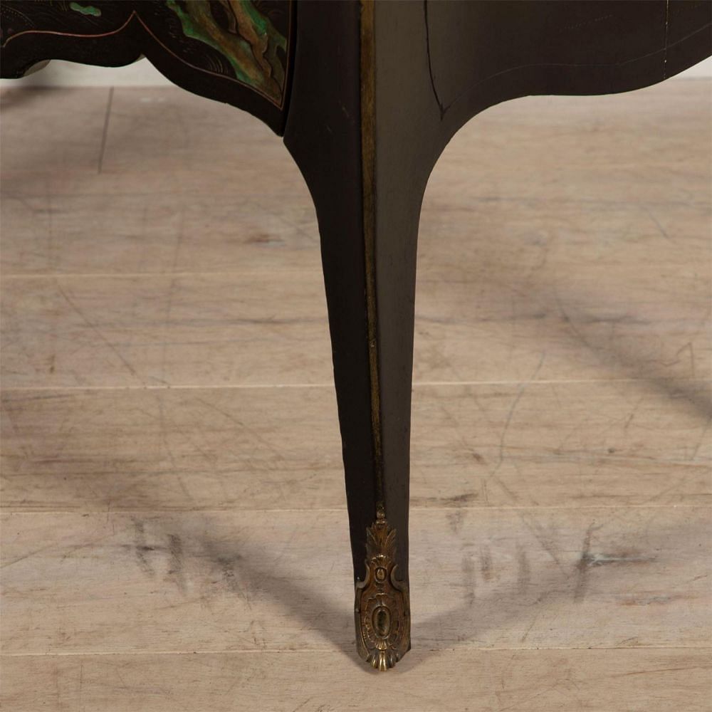 French Lacquered Commode CC4861490