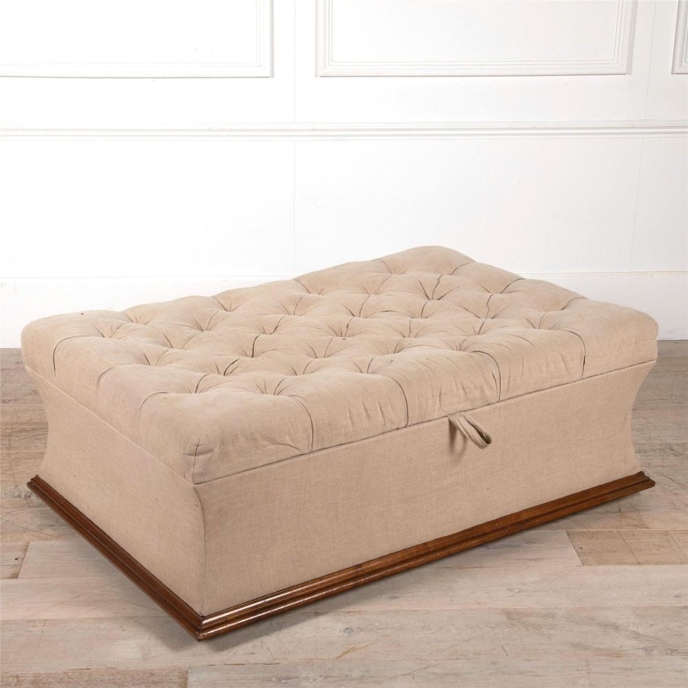 An Exceptionally Large Victorian Ottoman ST2562578