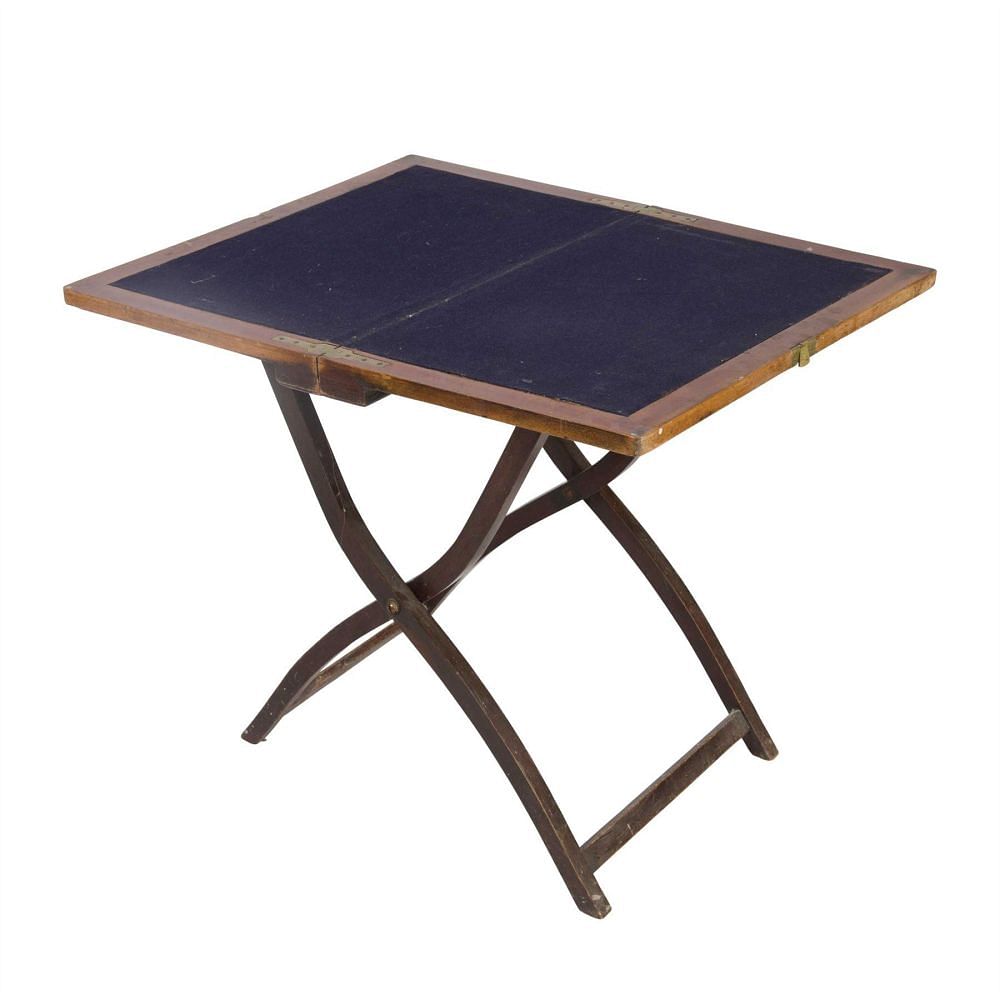 Campaign Card Table TS5557716