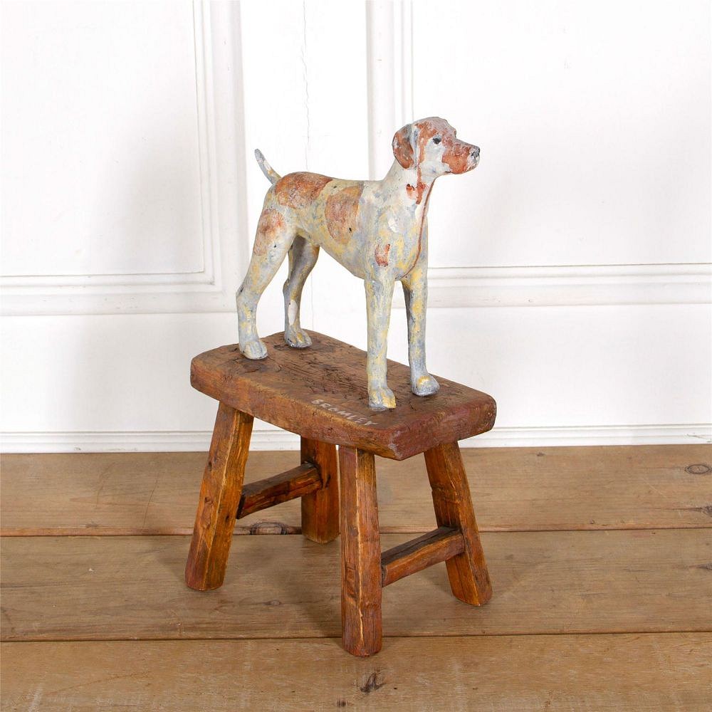 Sculpted Dog Statue On A Wooden Base DA287304