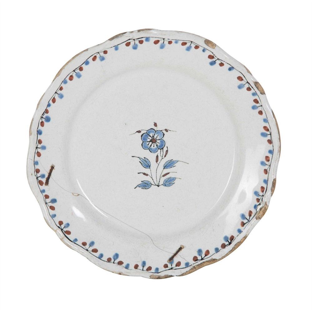 18th Century Faience Plate DA0153911