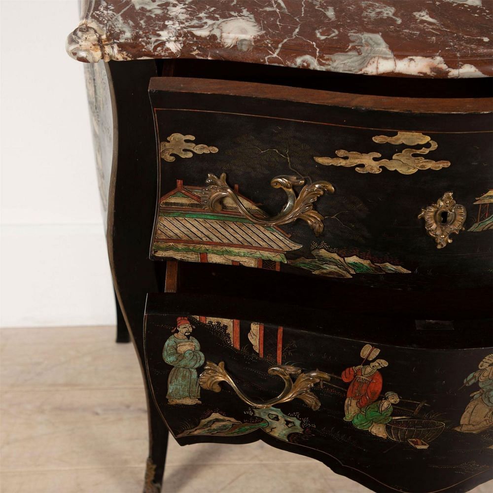 French Lacquered Commode CC4861490