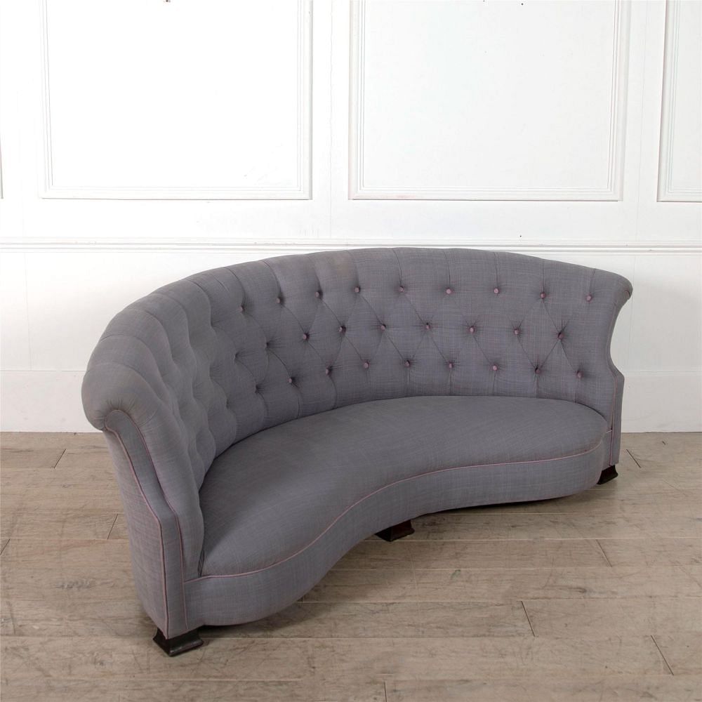Curved Button Backed Sofa SB3062389