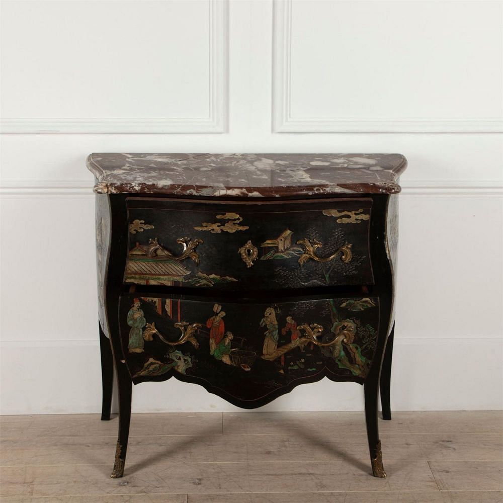 French Lacquered Commode CC4861490
