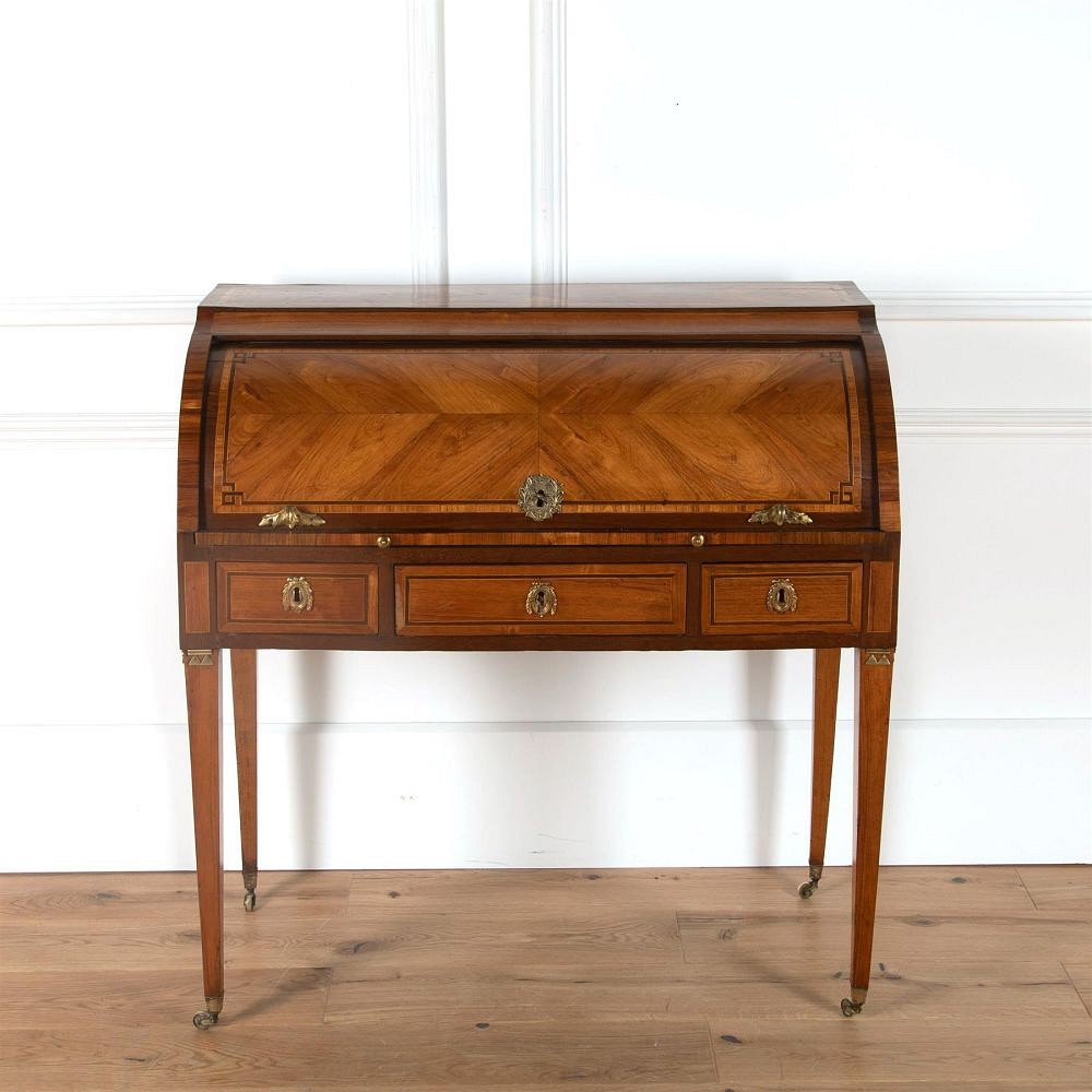 Veneered and Ormolu Cylinder Bureau DB4361625