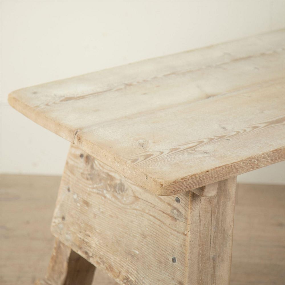 Early 20th Century Sculpture Table TS0261414