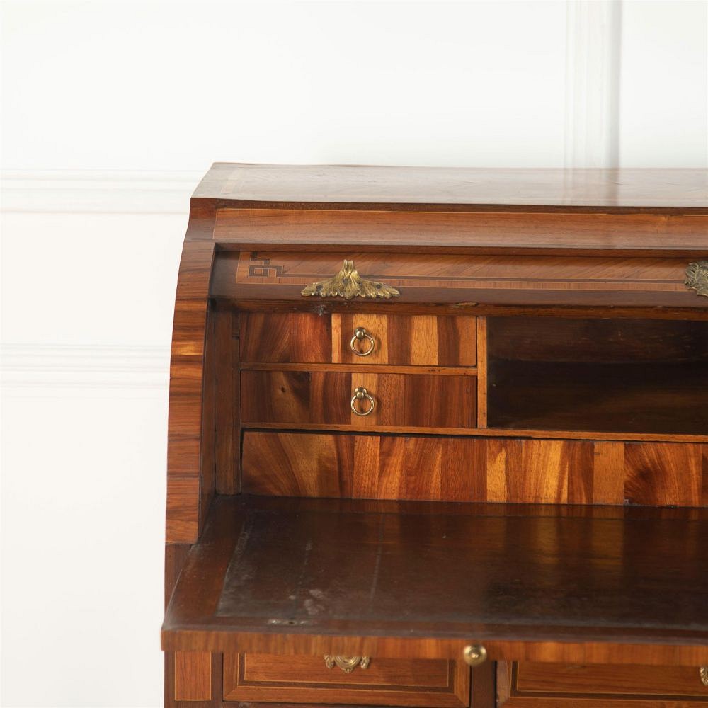Veneered and Ormolu Cylinder Bureau DB4361625