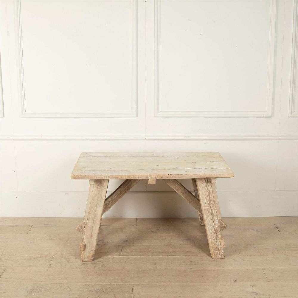 Early 20th Century Sculpture Table TS0261414